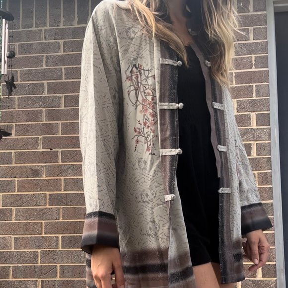 Chico's Design 100% Silk Tunic Top Asian Style Size 2 M/L - Picture 13 of 16